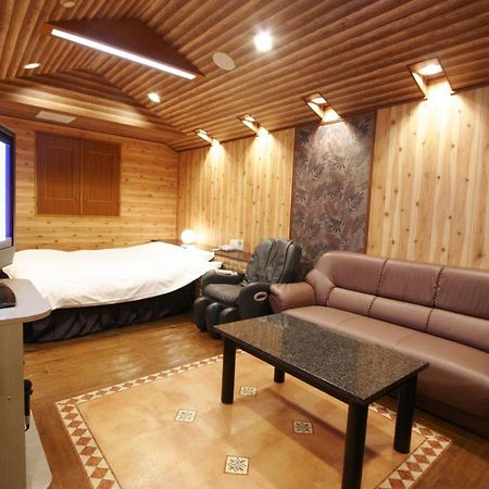 Hotel Joy (Adults Only) โคมากิ ภายนอก รูปภาพ