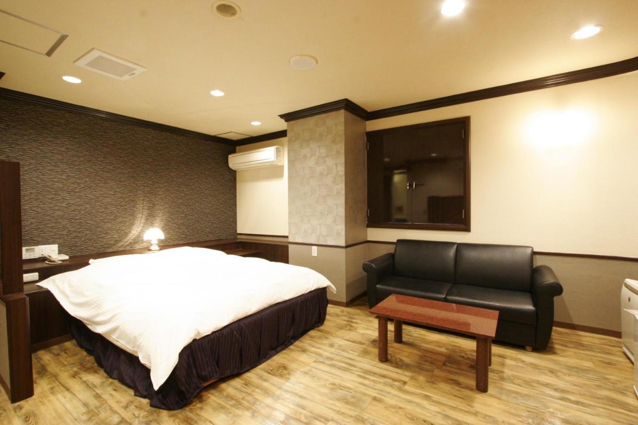 Hotel Joy (Adults Only) โคมากิ ภายนอก รูปภาพ