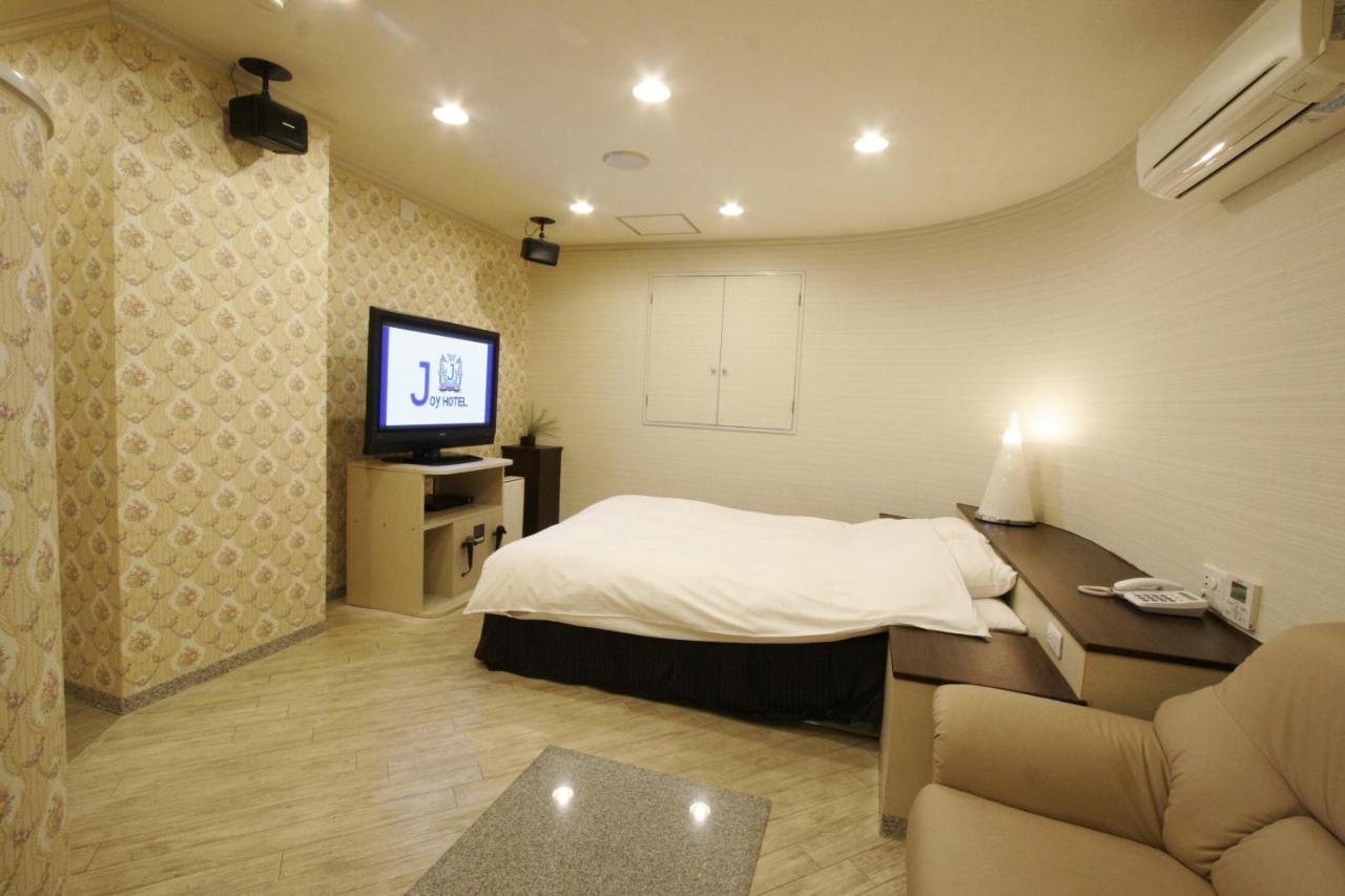 Hotel Joy (Adults Only) โคมากิ ภายนอก รูปภาพ